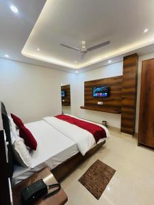 Mercury Hotel & Banquet