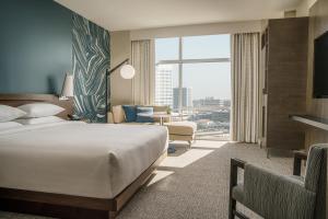 Ada King Tub room in Hyatt Regency Houston Galleria