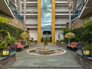 Qoople Elite Admiral Apartment