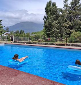 AilinCo dormís camping y pileta