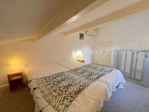 SR550-006 Appt Studio mezzanine 4 personnes ST RAPHAEL