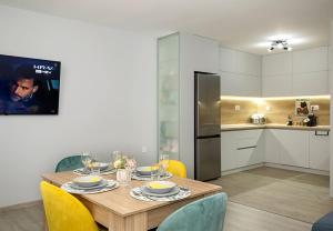 Stylish 2BR Apartment with Underground Parking, Varna by Flat Manаger