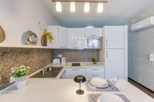 The Joe Residence - 401