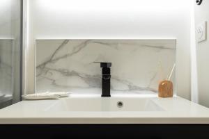 304 Chanzy - T1 Spacieux - Gare & Centre - Wifi