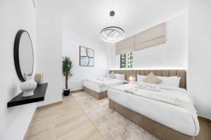 Hot Spot 2BDR Yas Island Sleeps 12
