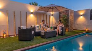 VACATION MARBELLA I Villa Riviera Del Sol, Private Pool, Jacuzzi, Walking Distance to the Beach