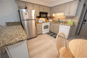 Amazing Place at the Beach III - Low Floor, Views