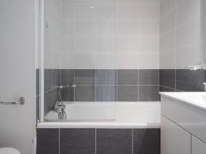 Saint Clair N112 ST2