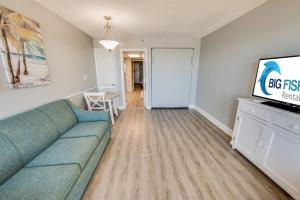 Newly Added, Oceanfront Condo, Direct View, Pools!