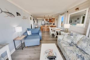 North Myrtles Kings View, 2nd Floor, Great Views!