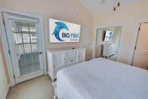 NEW, Large 2 BR at Magnolia Place,Golf Course View