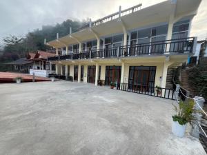 Views Backpackers Hostel