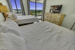 New,Top Floor Views,Private Maisons Sur Mer,Pools!