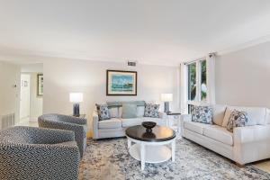 882 Ketch Court - Ketch Court