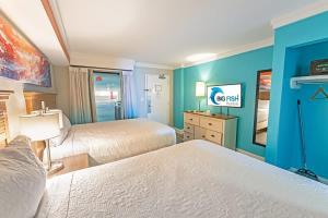 New Remodeled, Grand Cayman 662, Nice Decor,Pools!