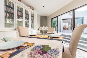 Mind-Body-Soul Guesthouse Featherbrooke Estate, Krugersdorp