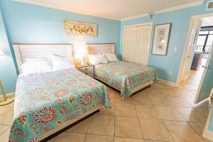 Sand Dunes Resort, 8th Floor, Ocean View Getaway!