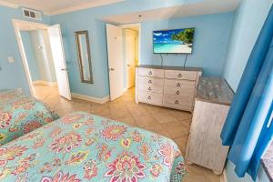 Sand Dunes Resort, 8th Floor, Ocean View Getaway!