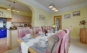 5 Bed in Lynton oc-clif10