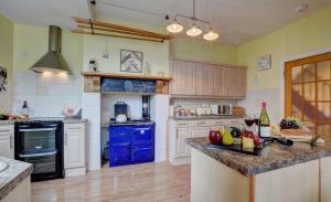 5 Bed in Lynton oc-clif10