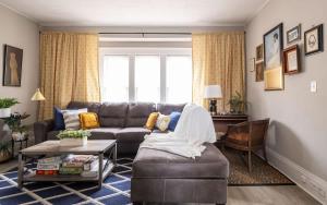 Large Renovated 4 Bedroom Home 9 min to Downtown CLE