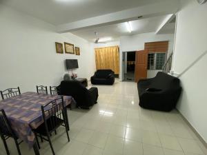 BB Senawang Homestay