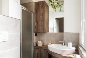 Dolce dormire - Fondazione Prada e Villaggio Olimipico