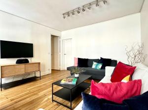 Sublime Appartement 4P - Tour Eiffel 5