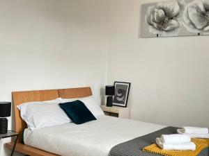 In Demand Studio in Stoke Newington