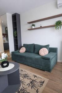 Urban Jungle Apartment ALLEN