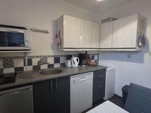 Appartement 3 pièces avec balcon, à 300m de la plage, La Guérinière - FR-1-224B-107