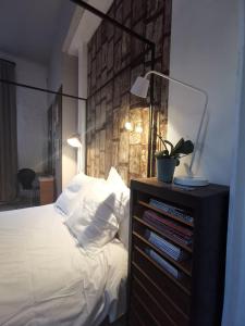 Architect Designed Studio Borough