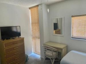 Oceanfront retreat, serene views & screened lanai #30