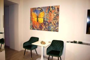 VIP Suite 107 - Castle De Paris