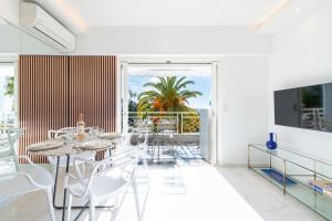 2-Br Sea-View Apartment Residence with Swimming Pool Cannes