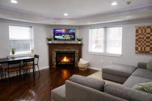 Stylish 1-Bedroom Stay Near Downtown SLC