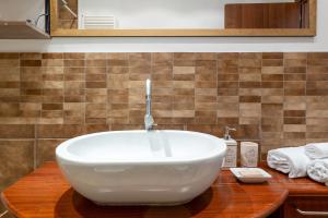 Piramide Metro & Ostiense Station Comfort Stay
