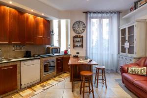 Piramide Metro & Ostiense Station Comfort Stay