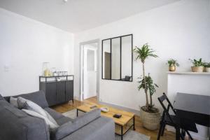 Inside Paris – Rue de Chambéry