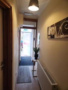 Oxford Cowley city resorts with parking space