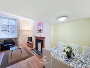 Two double Mezzanine in central Paddington