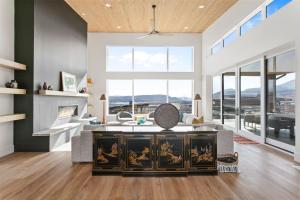 Family Friendly Ski House home