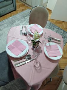 Jugi PARKING public free