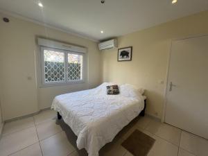 Rez de chaussee de maison, direct plage, grand T4