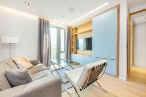 Modern Flat a few steps from the Iconic Tower Bridge