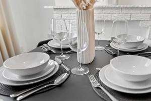 Warm and Cosy Home at L6 Sleeps 5