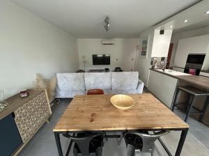 Modern City Center apartment with parking!