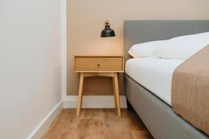 Homely Berlin - Familien & Gruppen, Eigener Eingang, Top Anbindung