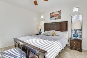 Snowbird Escape with Pool! 4 Mi to Kierland Commons