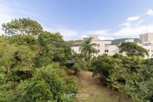 Apto completo a 700m da Praia dos Ingleses MAB0203